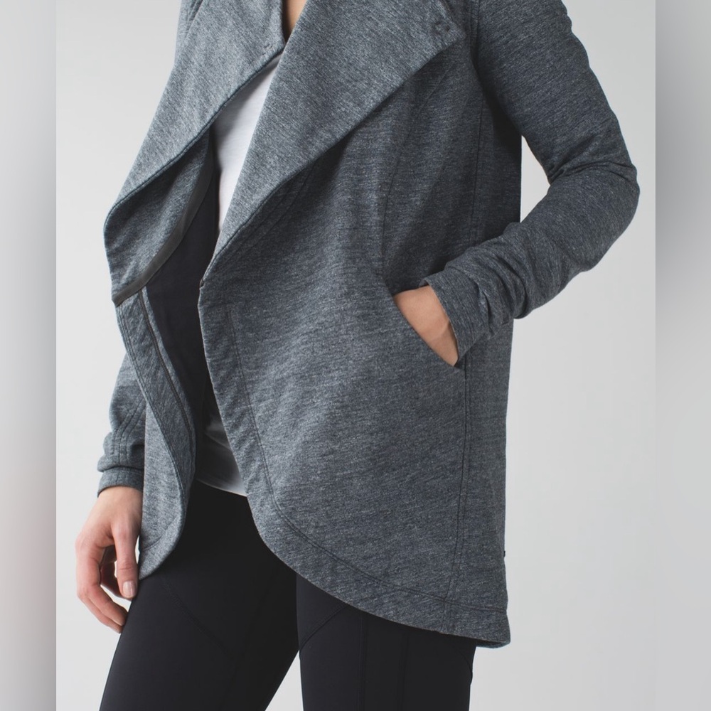 Lululemon That’s a Wrap Sweater Size 4